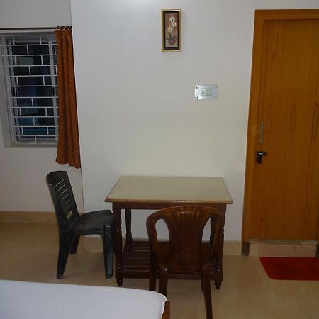 Harsh & Yash Guest House Bodh Gaya Exteriör bild